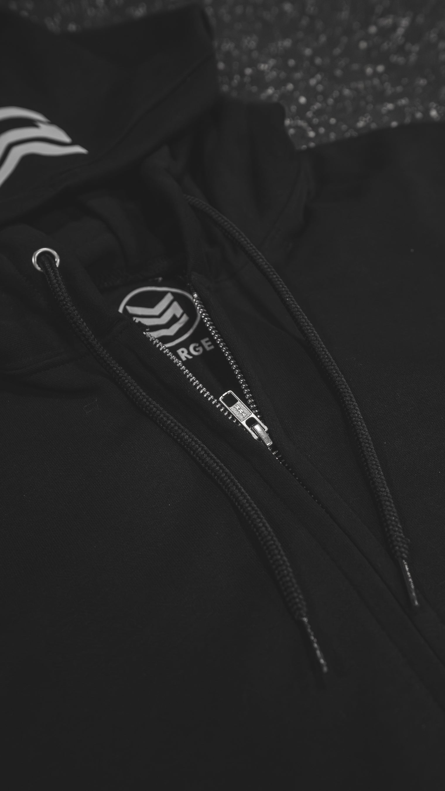ZIP UP HOODIE