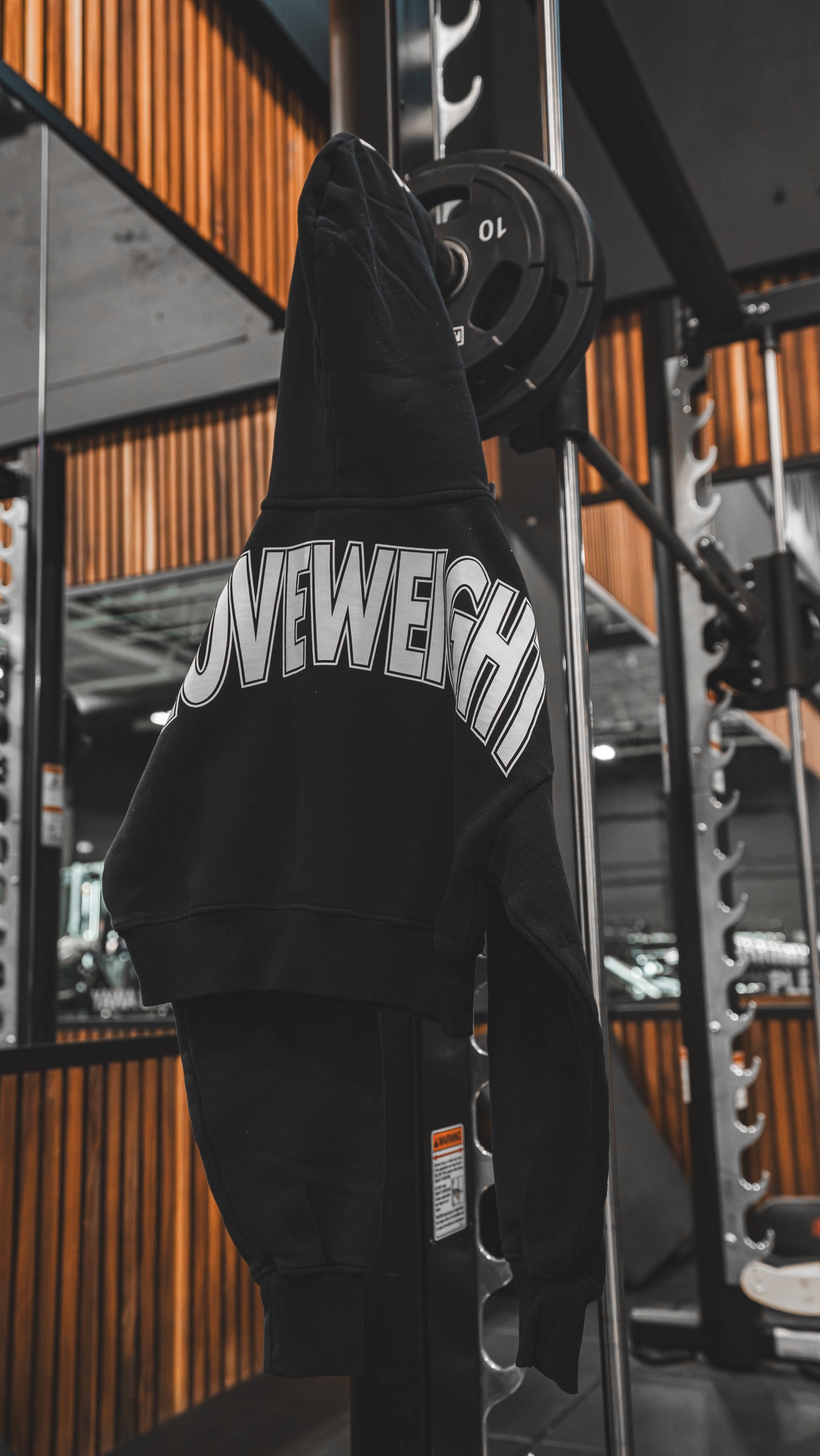 WOMEN'S CROPPED HOODIE